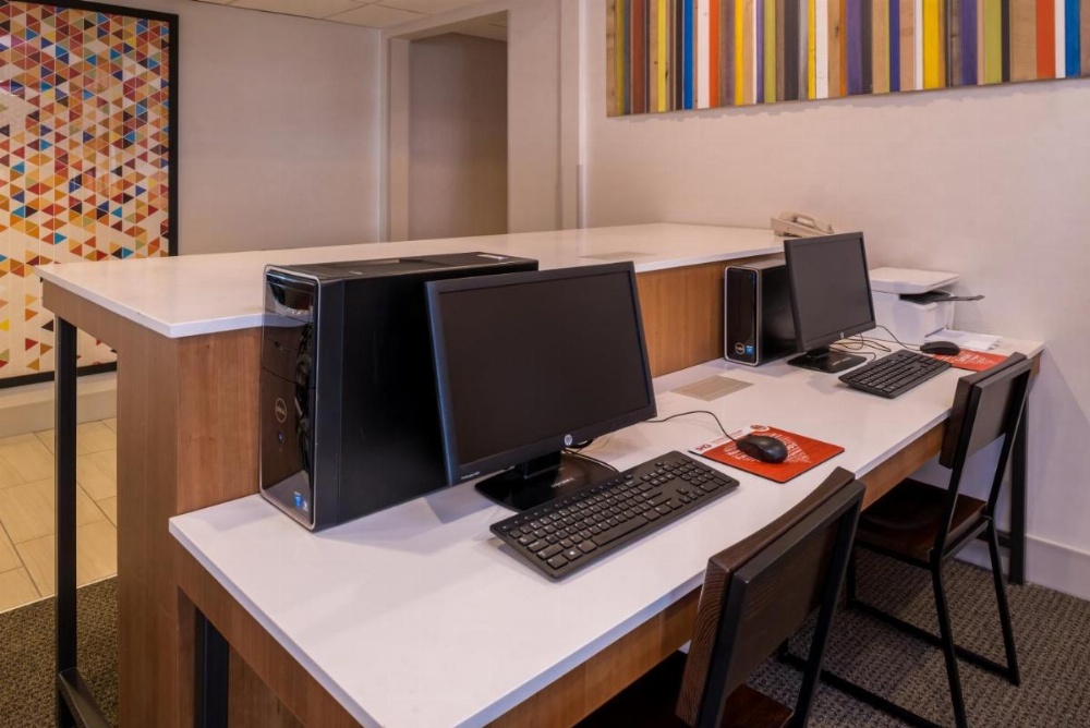 Holiday Inn Express Sierra Vista Image 20